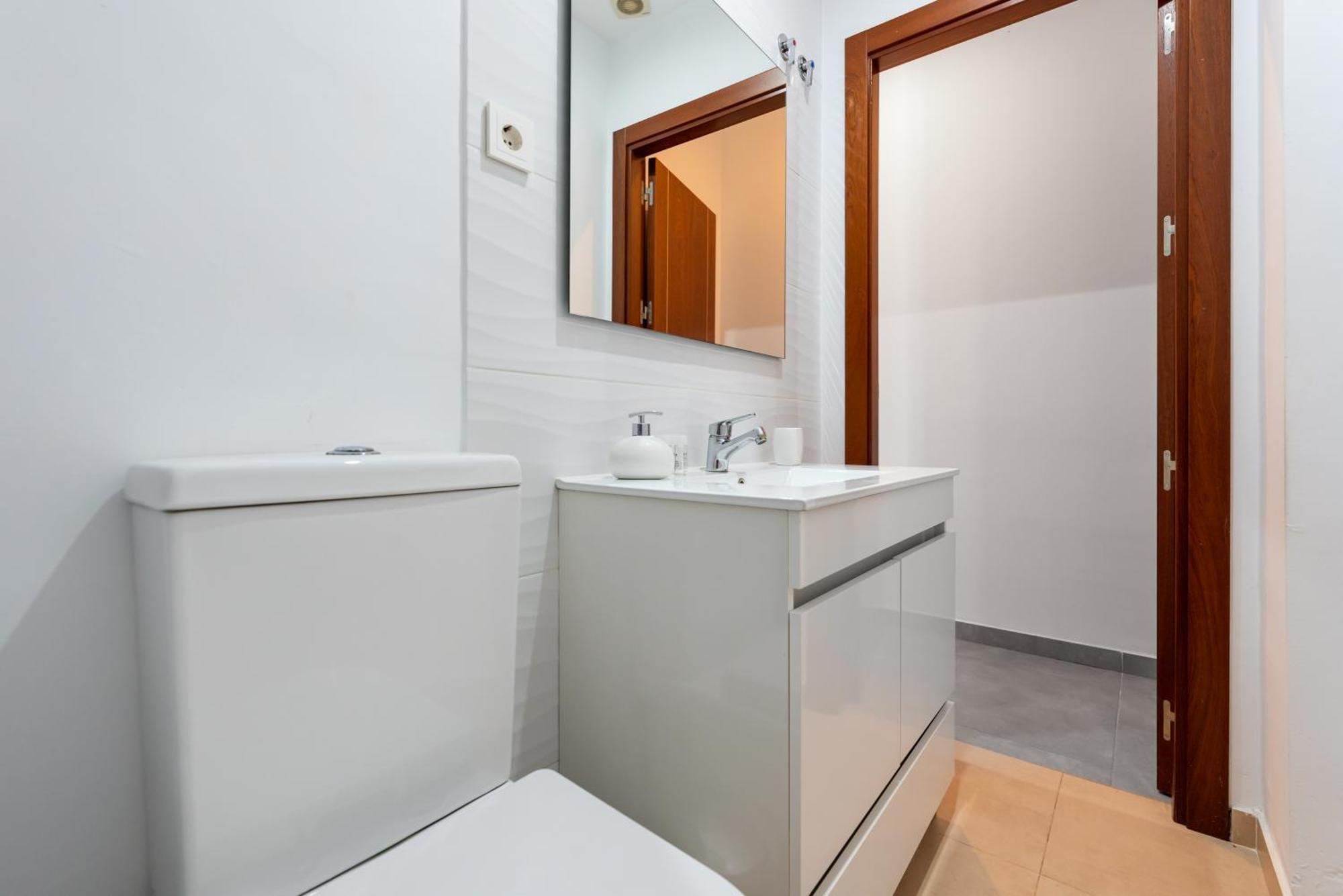 Wintowinrentals Dream Home On The Beachfront La Cala Del Moral Luaran gambar
