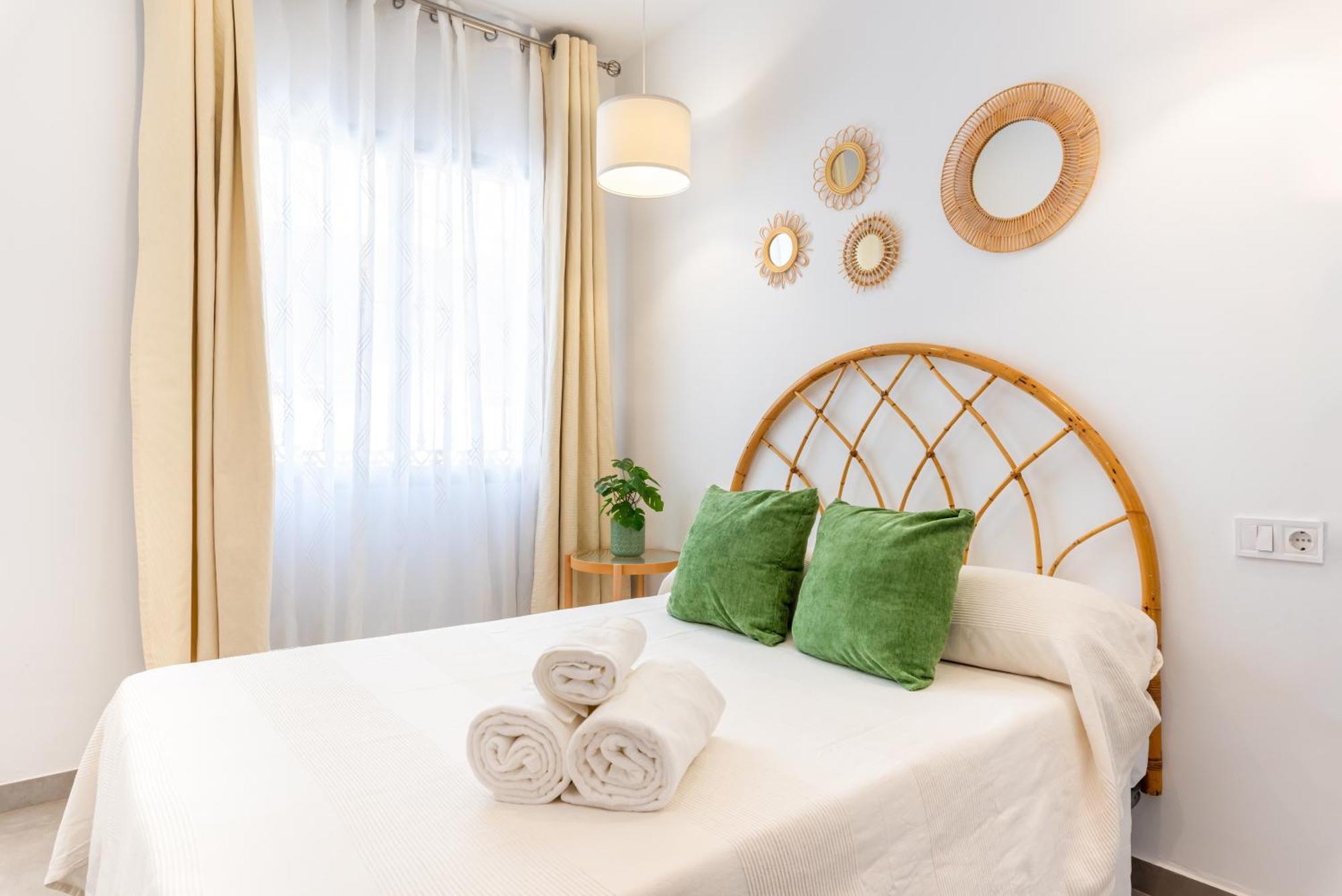 Wintowinrentals Dream Home On The Beachfront La Cala Del Moral Luaran gambar